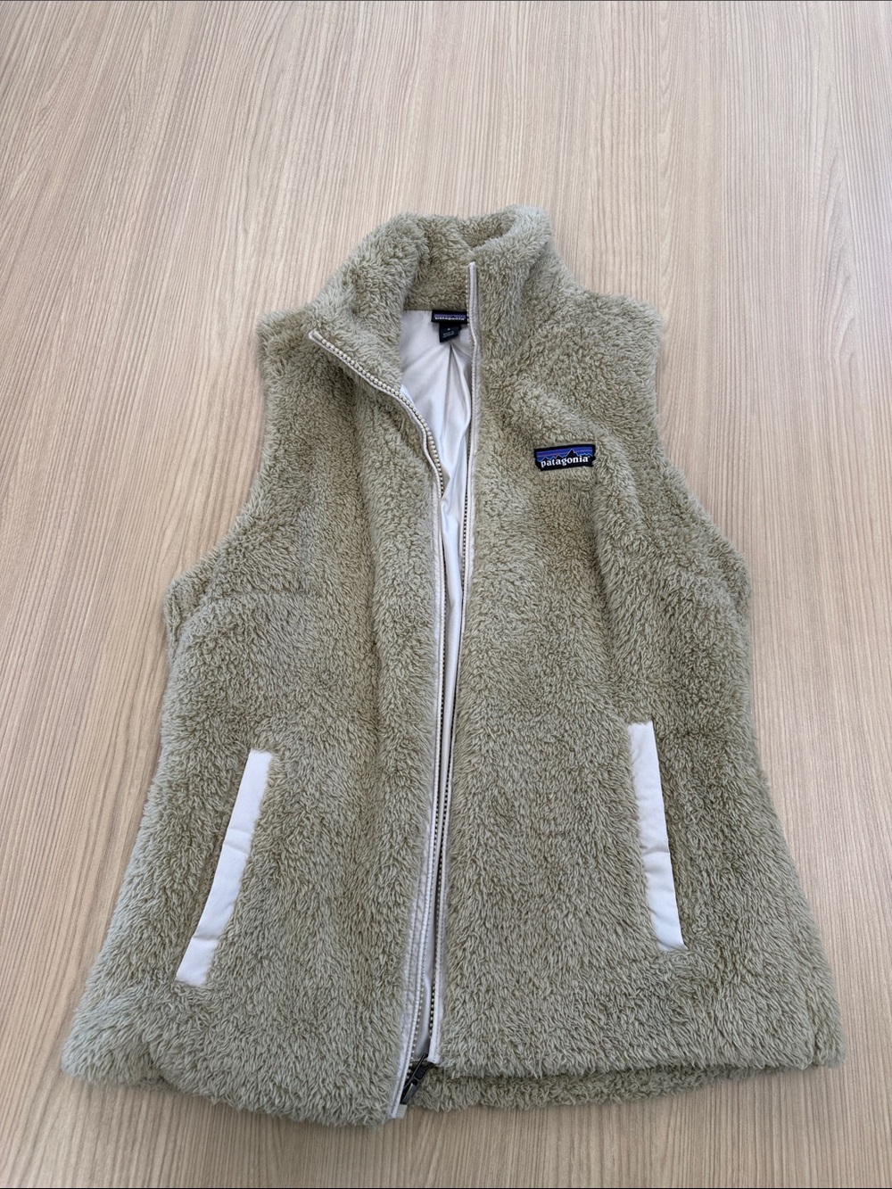 Patagonia women's Cozy Fleece Vest - beige